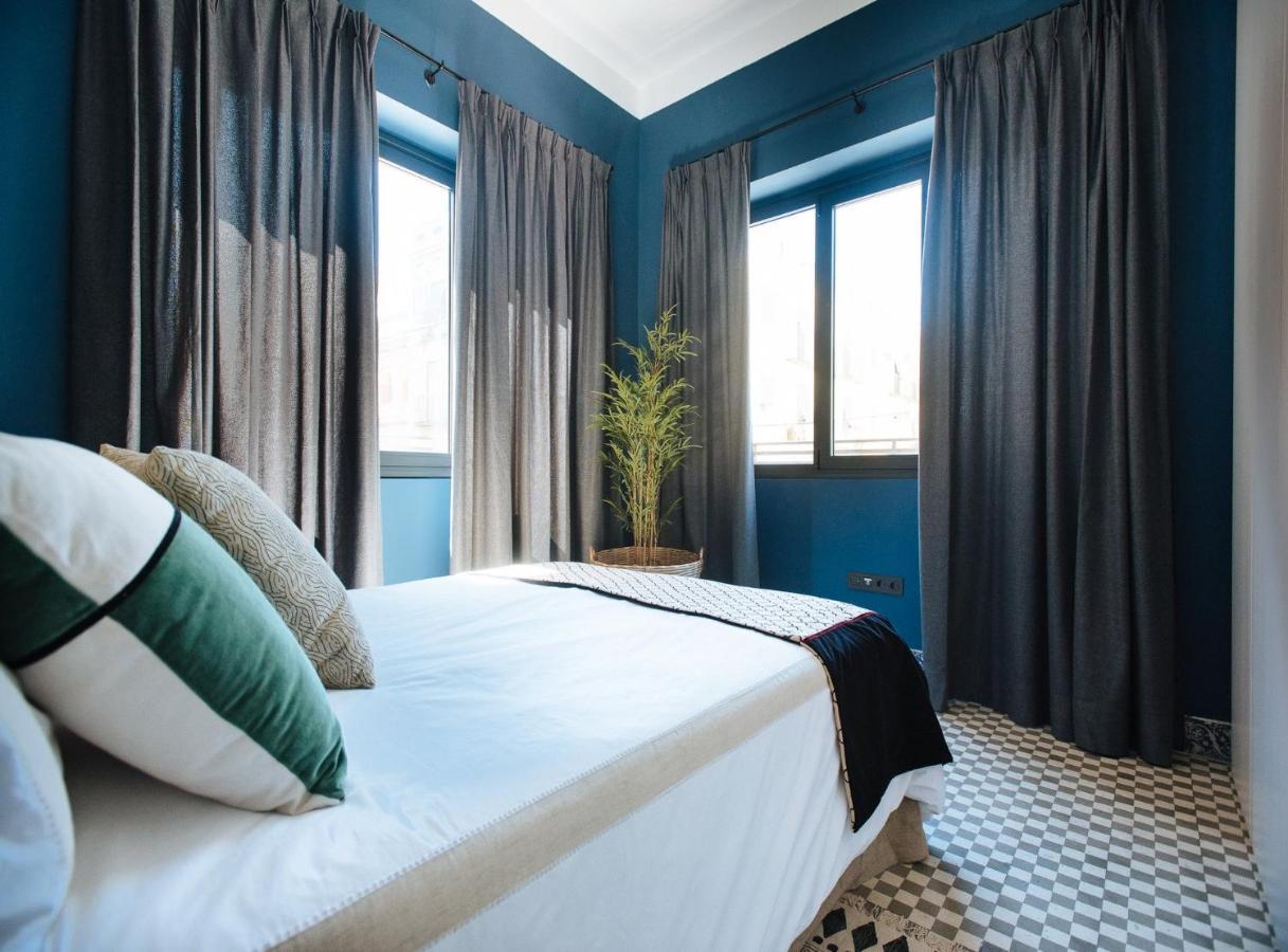 Omm Suites Sevilla Room photo